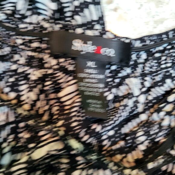 2/$30 Maxi Dress with Lining XL - Picture 4 of 6